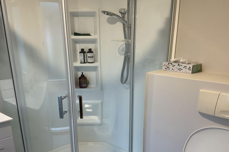 Photo of property in 31/34 Waiwera Place, Waiwera, Orewa, 0994