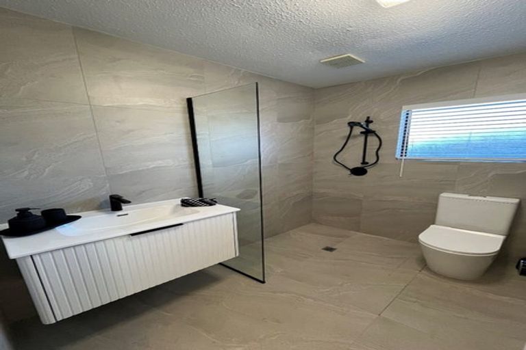 Photo of property in 2/85 Mandeville Street, Riccarton, Christchurch, 8011