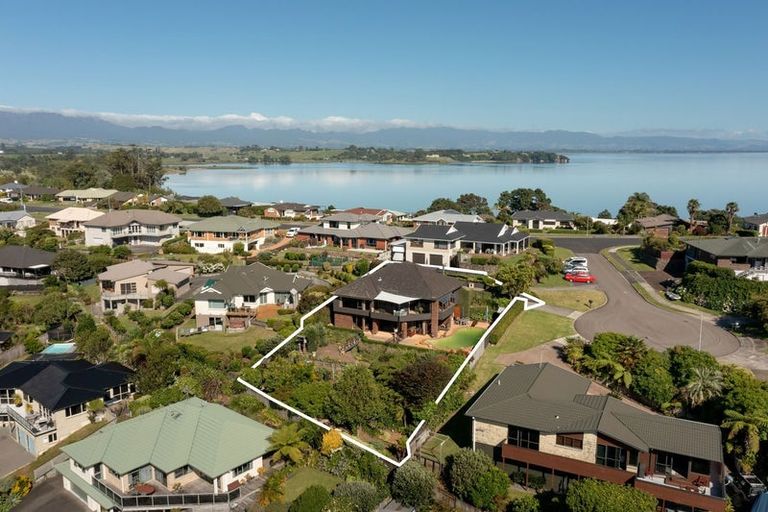 Photo of property in 17 Farnell Court, Omokoroa, 3114