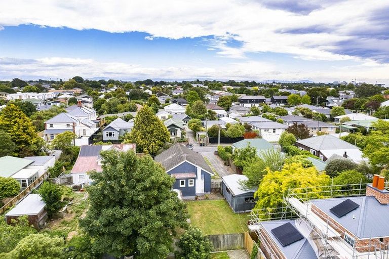 Photo of property in 13 Cheviot Street, Spreydon, Christchurch, 8024