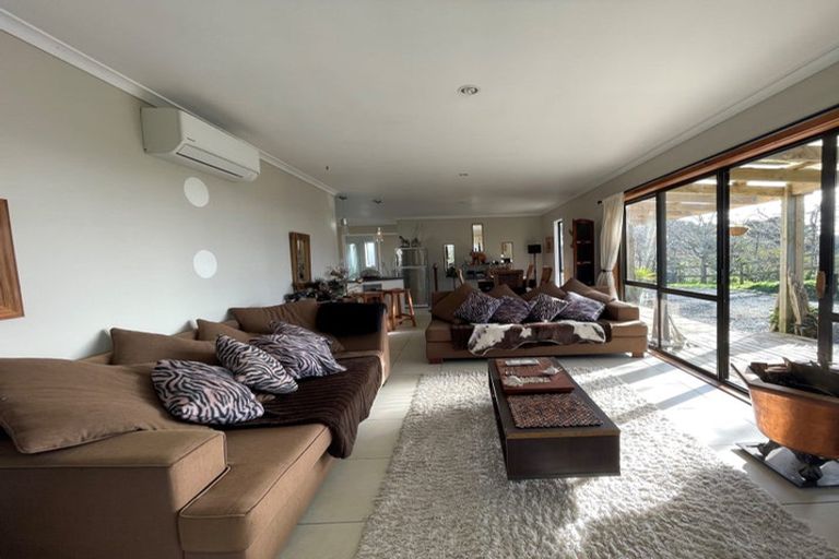 Photo of property in 800 Bickerstaffe Road, Maungaturoto, 0587