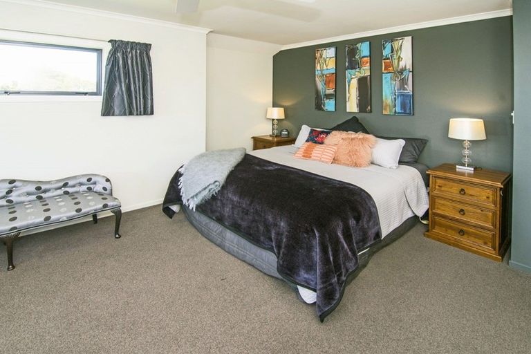 Photo of property in 11 Mervyn Brown Place, Solway, Masterton, 5810