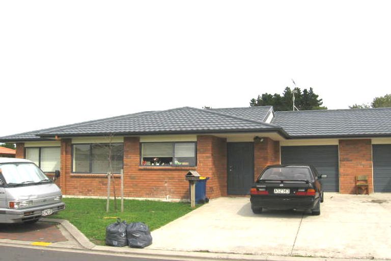 Photo of property in 16 Carlas Way, Ranui, Auckland, 0612