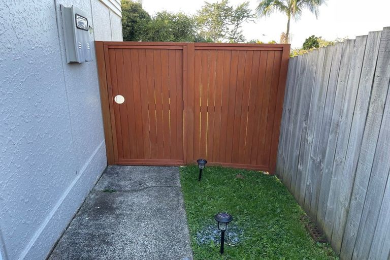 Photo of property in 31 Bruce Road, Glenfield, Auckland, 0629