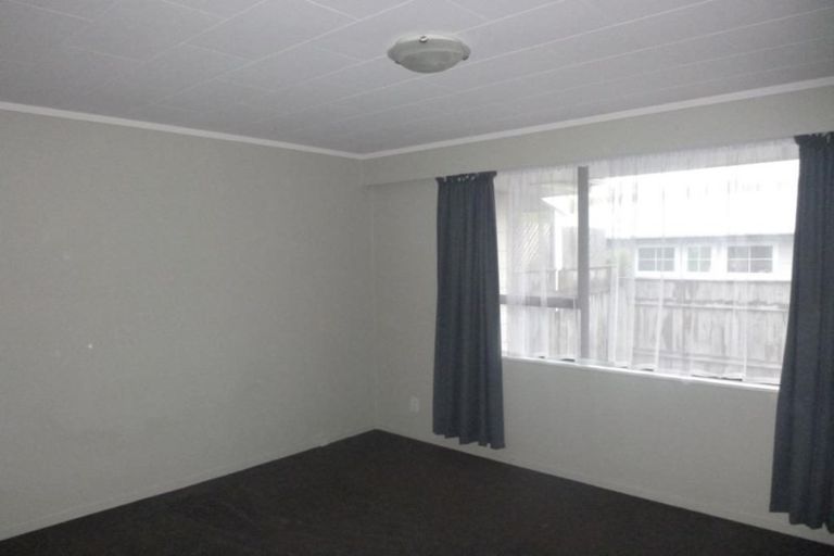 Photo of property in 62a Gemstone Drive, Birchville, Upper Hutt, 5018