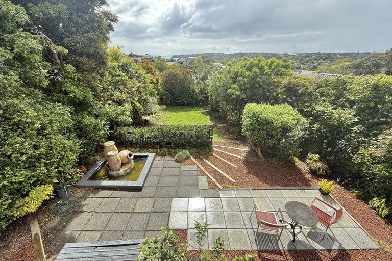 Photo of property in 26a Tower Hill, Stanmore Bay, Whangaparaoa, 0930