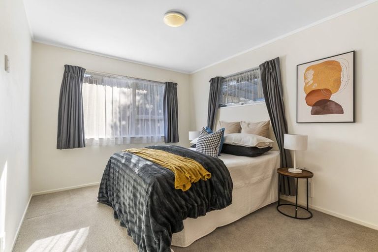 Photo of property in 4/112 Gossamer Drive, Pakuranga Heights, Auckland, 2010