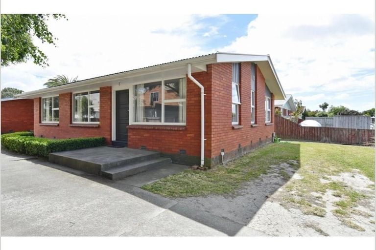 Photo of property in 1/8 Nanette Street, Upper Riccarton, Christchurch, 8041