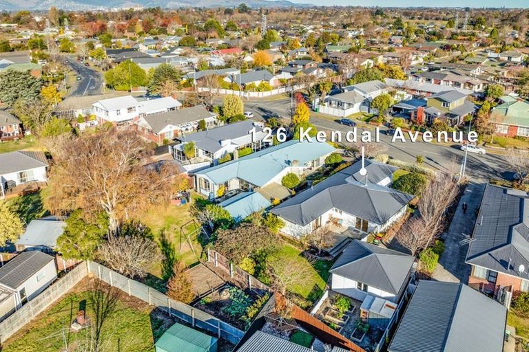 Photo of property in 126 Kendal Avenue, Burnside, Christchurch, 8053