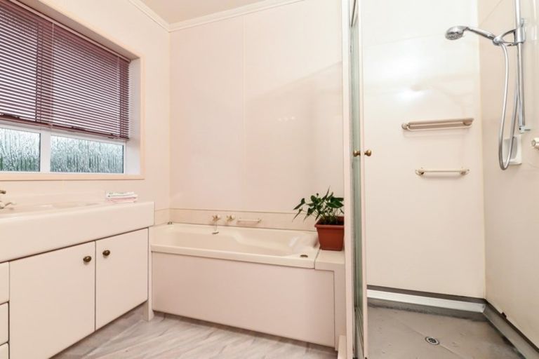 Photo of property in 35 Haultain Street, Fairfield, Hamilton, 3214