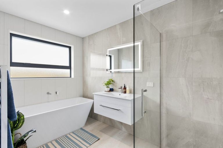 Photo of property in 15 Cleaver Street, Woodend, 7610