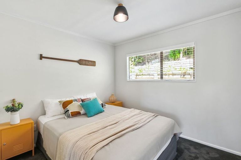 Photo of property in 38 Hicks Crescent, Waikanae Beach, Waikanae, 5036