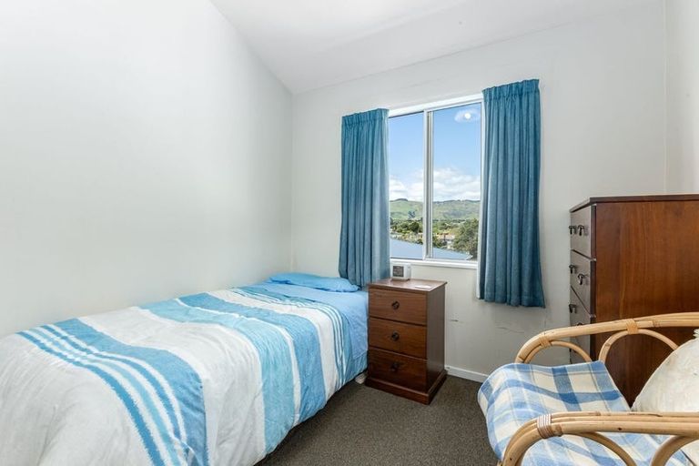 Photo of property in 1/71 Larsen Crescent, Tawa, Wellington, 5028