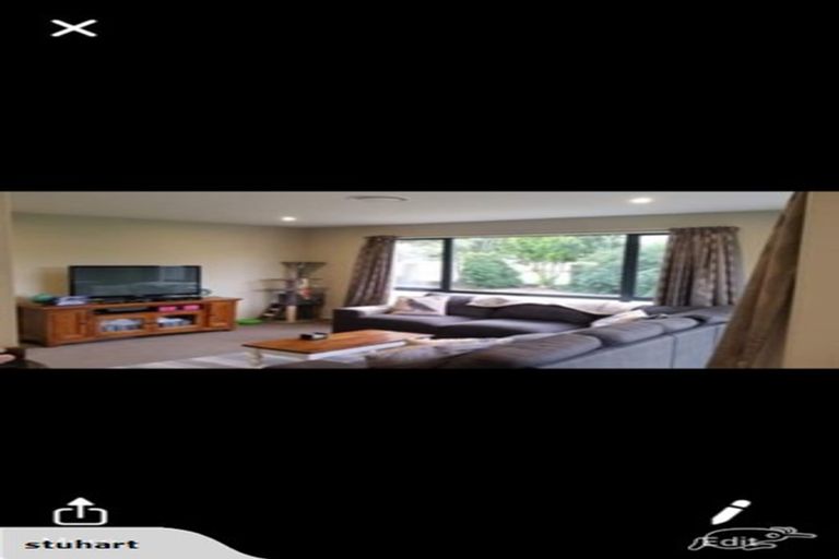 Photo of property in 1-2/184 High Street, Leeston, 7632