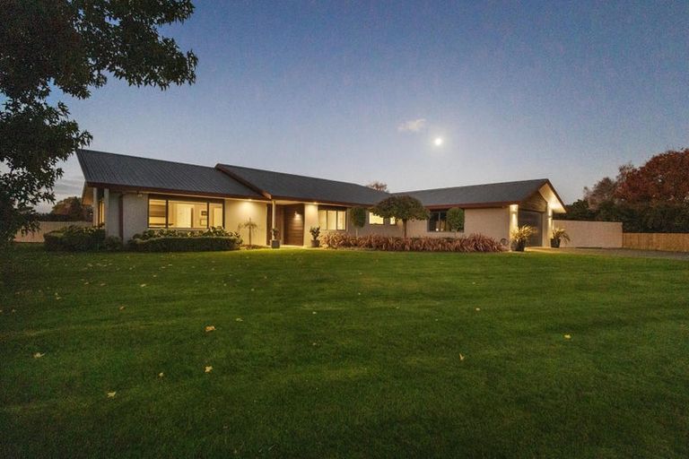 Photo of property in 12 Cowley Drive, Leamington, Cambridge, 3432