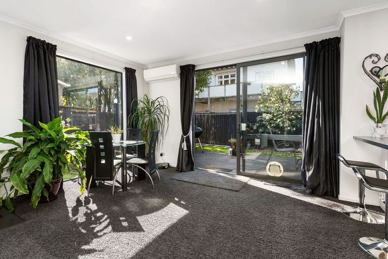 Photo of property in 12 Braddon Street, Addington, Christchurch, 8024