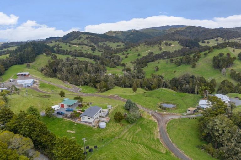 Photo of property in 207 Marlow Road, Riponui, Kamo, 0185