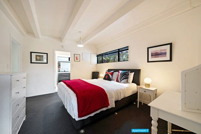 Photo of property in 18 Kitewaho Road, Swanson, Auckland, 0816