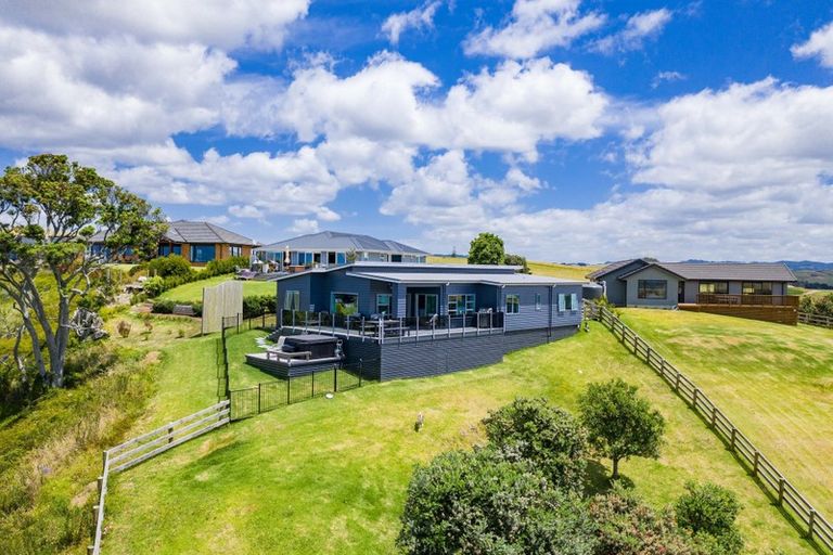 Photo of property in 11 Seascape Crescent, Waipu, 0582