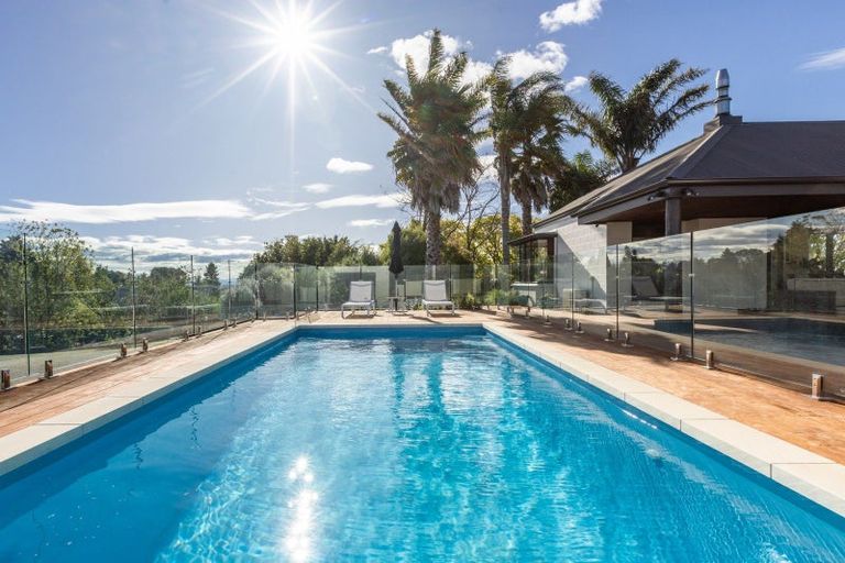 Photo of property in 49 Lane Road, Havelock North, 4130