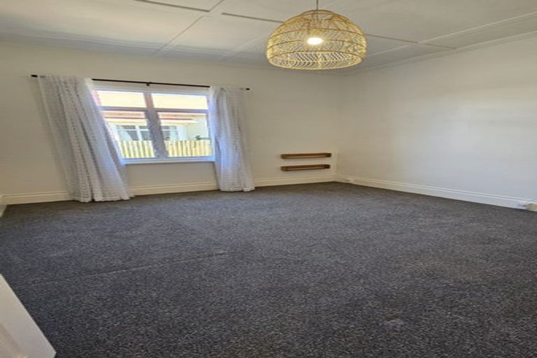 Photo of property in 257 Carrington Street, Vogeltown, New Plymouth, 4310