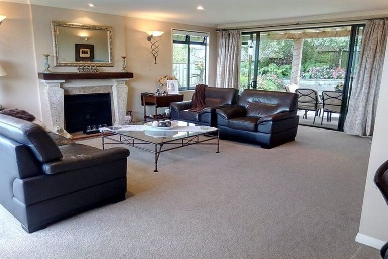 Photo of property in 39 Regency Park Drive, Gulf Harbour, Whangaparaoa, 0930