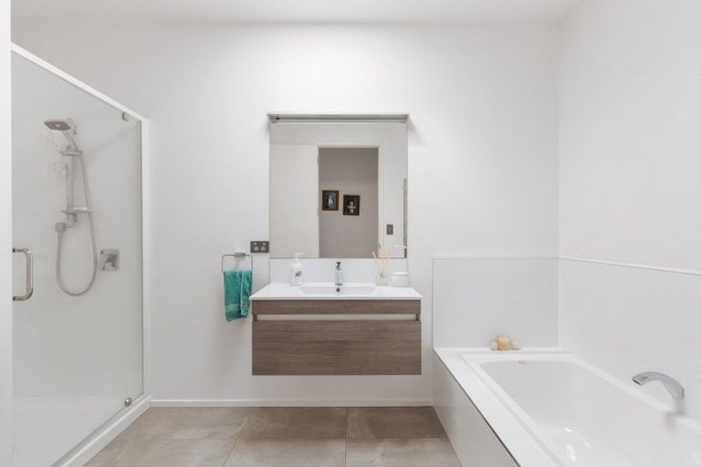 Photo of property in 15 Maria Tini Drive, Papamoa Beach, Papamoa, 3118