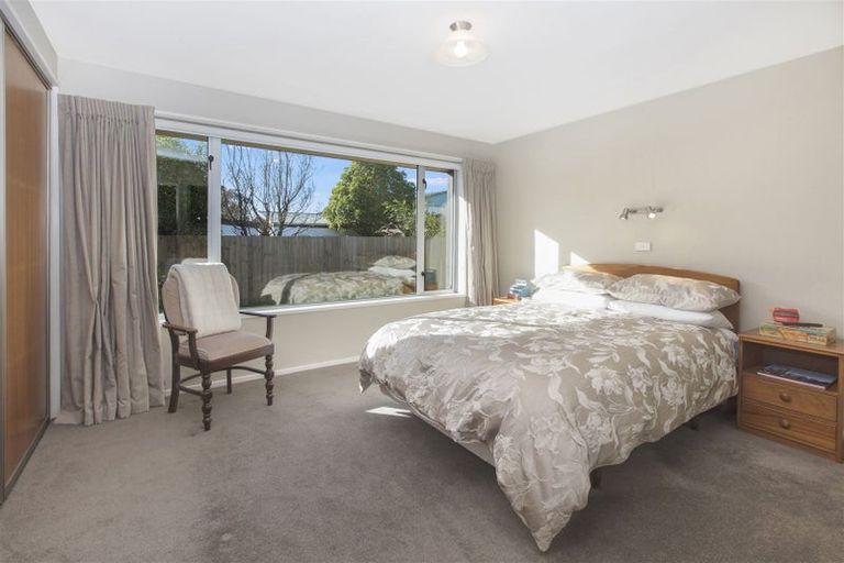 Photo of property in 53 Sayers Crescent, Ilam, Christchurch, 8041