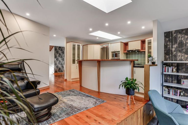 Photo of property in 27b Opoia Road, Hamilton East, Hamilton, 3216