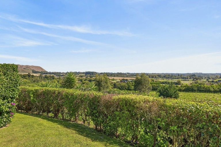 Photo of property in 25 Hanawera Ridge Road, Manakau, Otaki, 5583