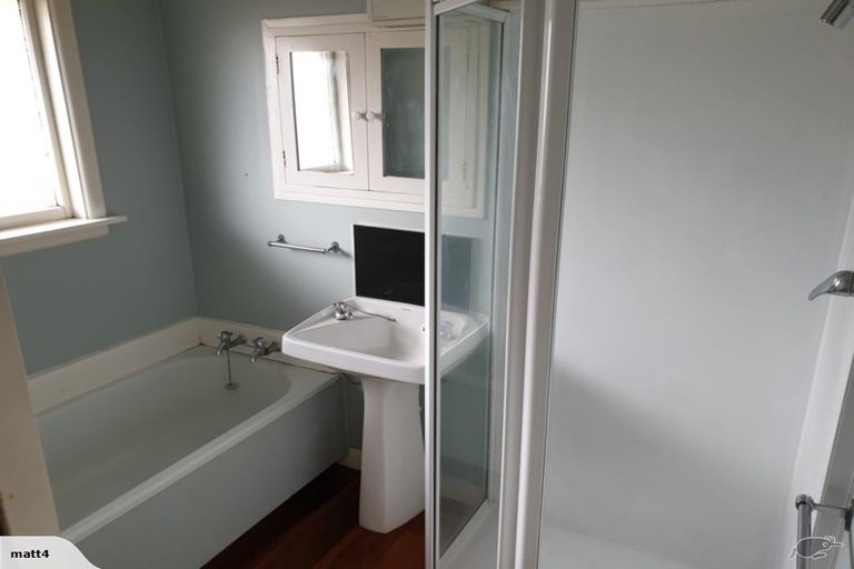 Photo of property in 2/24 Wharenui Road, Upper Riccarton, Christchurch, 8041