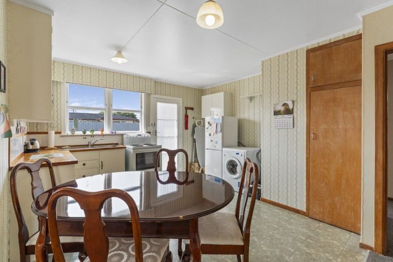 Photo of property in 3 Alice Place, Levin, 5510