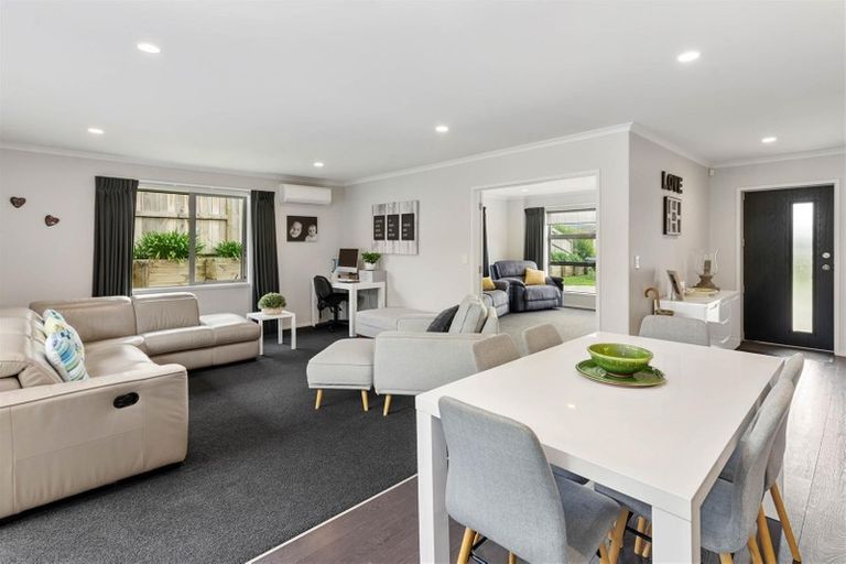 Photo of property in 61 Hamon Place, Pukehangi, Rotorua, 3015