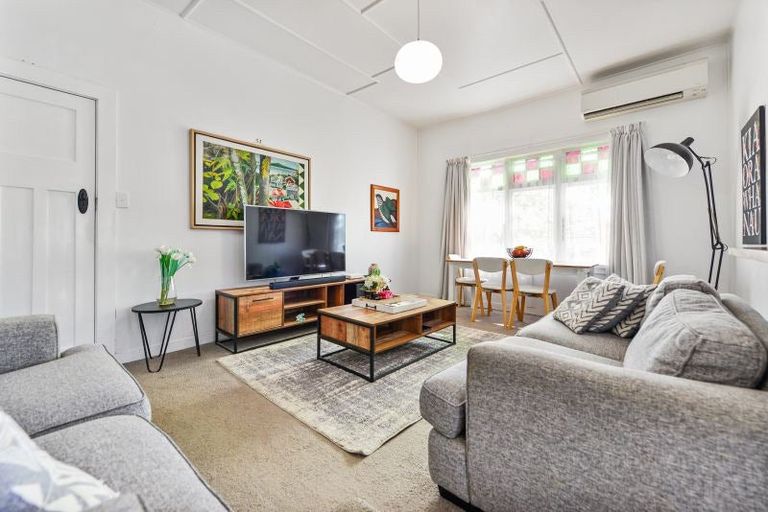 Photo of property in 34 Te Aroha Street, Hamilton East, Hamilton, 3216