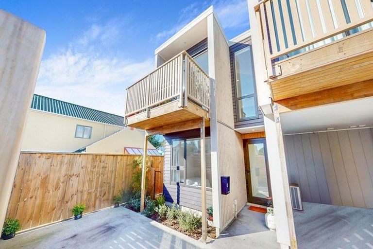 Photo of property in 43 Houhere Street, Paraparaumu, 5032