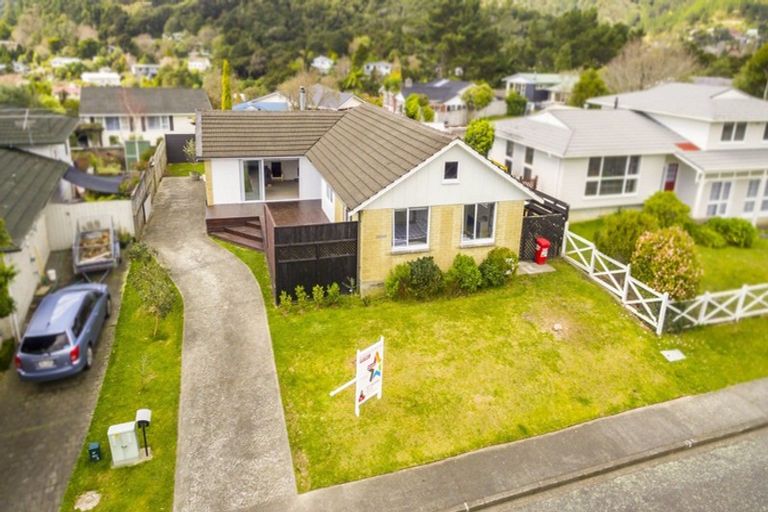 Photo of property in 23 Sunbrae Drive, Silverstream, Upper Hutt, 5019