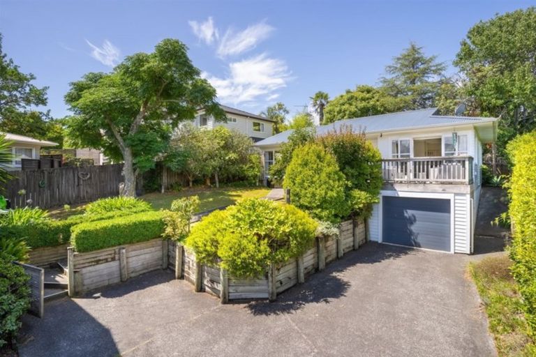 Photo of property in 2/56 Alton Avenue, Hillcrest, Auckland, 0627