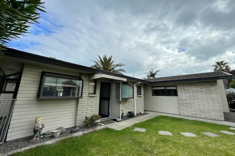 Photo of property in 1 Hart Street, Mount Maunganui, 3116