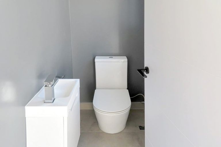 Photo of property in 7 John Reynolds Square, Hutt Central, Lower Hutt, 5010