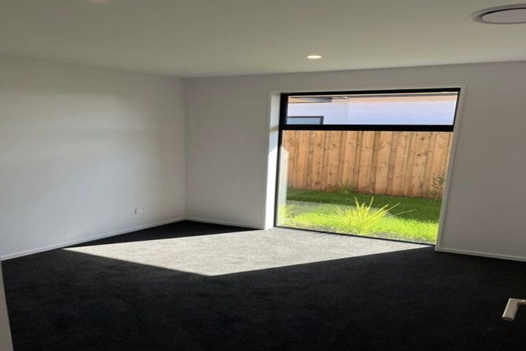 Photo of property in 11 Borthwick Street, Belfast, Christchurch, 8051