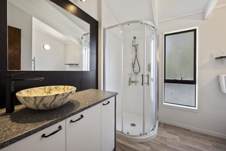 Photo of property in 28 Mccarthy Street, Hawera, 4610