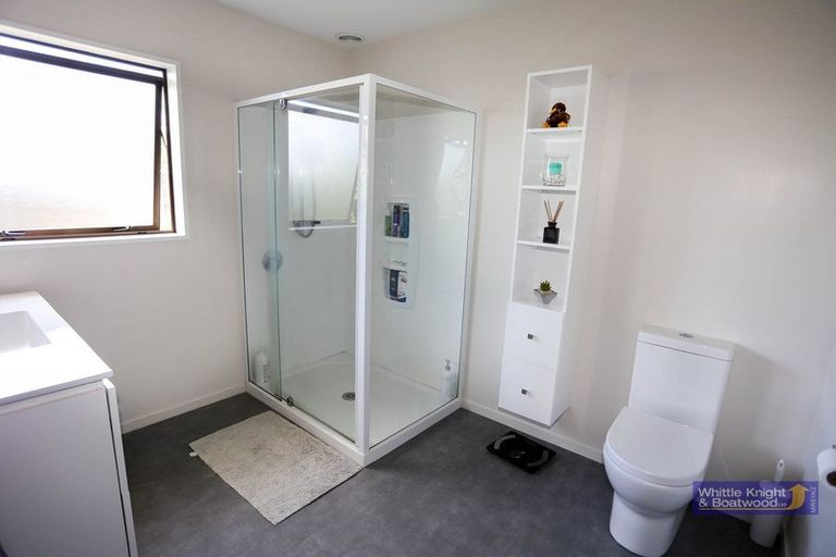 Photo of property in 90 Regency Crescent, Redwood, Christchurch, 8051