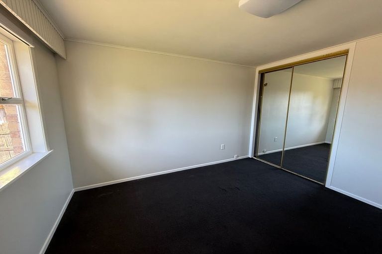 Photo of property in 36 Rathgar Road, Henderson, Auckland, 0610