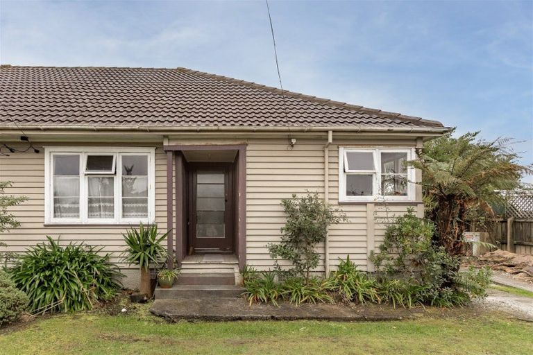 Photo of property in 15-15a Mill Street, Westport, 7825