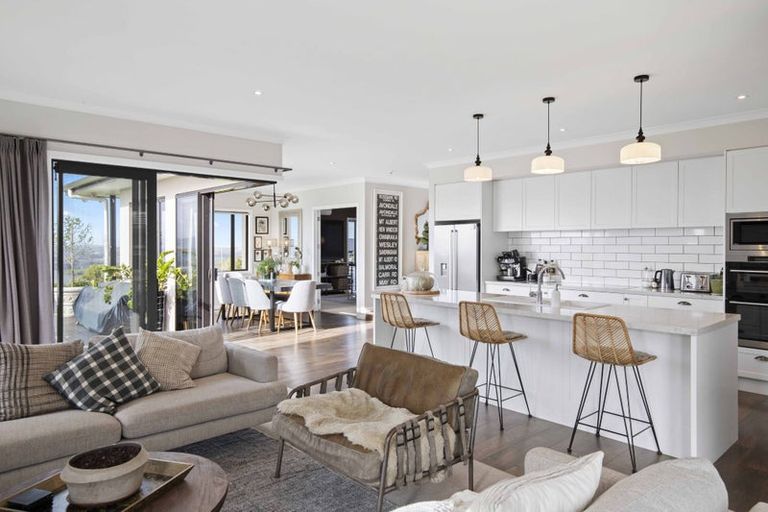 Photo of property in 10 Flynn Road, Pukekohe, 2120