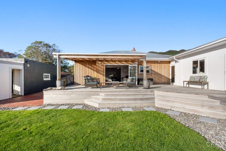 Photo of property in 20 Hinemoa Street, Waiwhetu, Lower Hutt, 5010