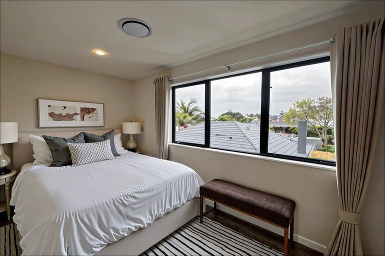 Photo of property in 17 Bardia Street, Belmont, Auckland, 0622