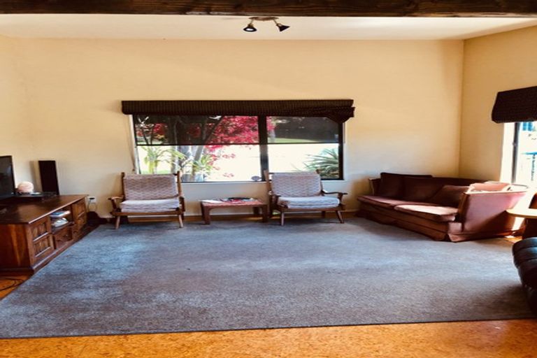 Photo of property in 20 Owen Place, Omokoroa, 3114