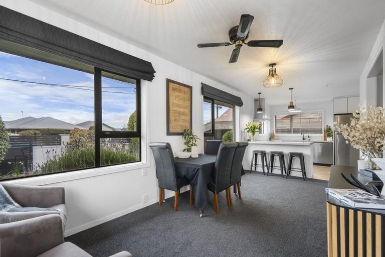 Photo of property in 53 Tuckers Road, Redwood, Christchurch, 8051