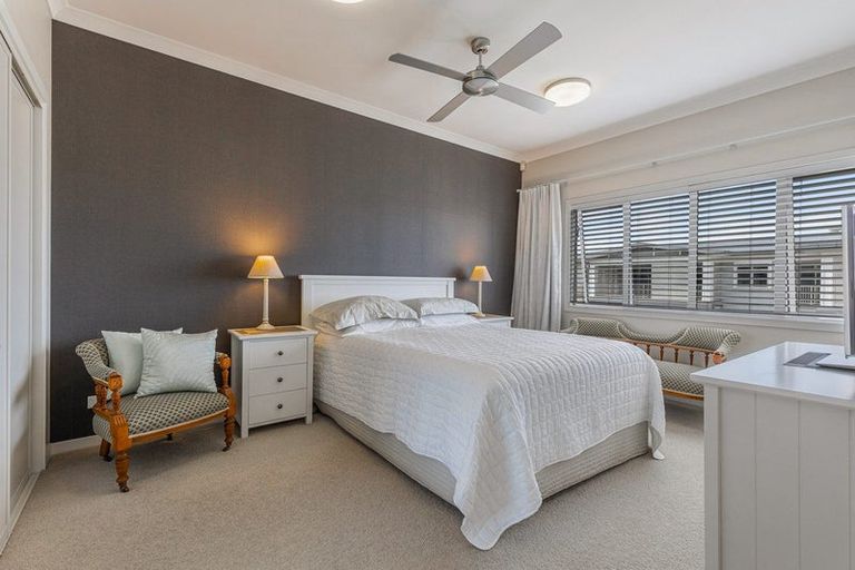 Photo of property in 130 Landmark Terrace, Orewa, 0931